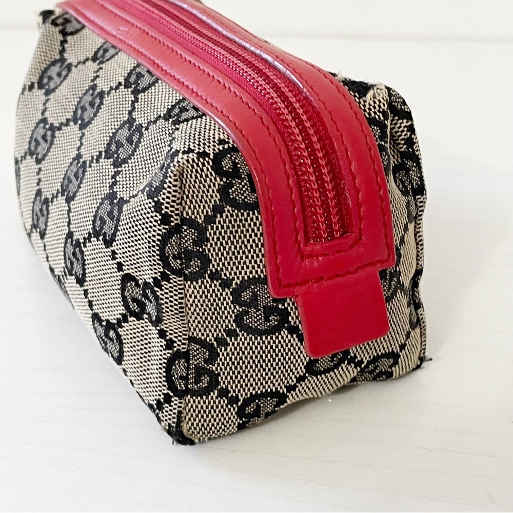 ❤️SOLD❤️Gucci navy blue monogram canvas red leather small cosmetic zip pouch - Picture 4 of 12